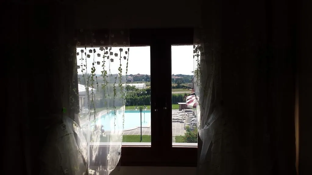 Azienda Agrituristica Il Poggetto Delle Spighe Коллесальветти