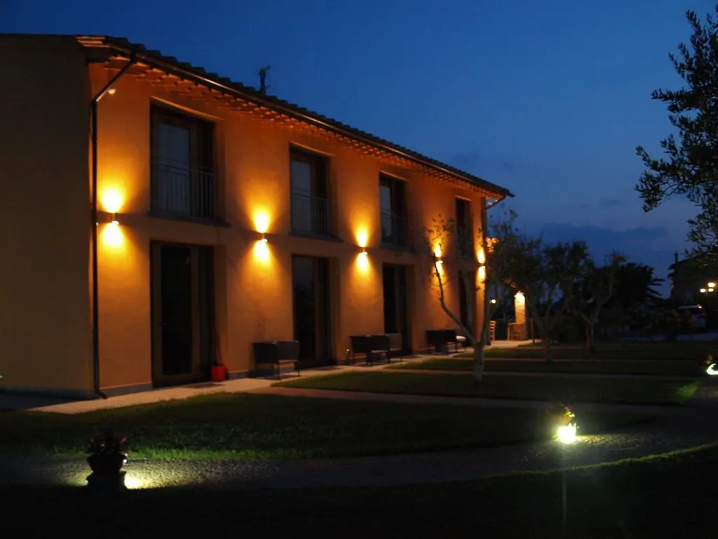 Azienda Agrituristica Il Poggetto Delle Spighe Коллесальветти