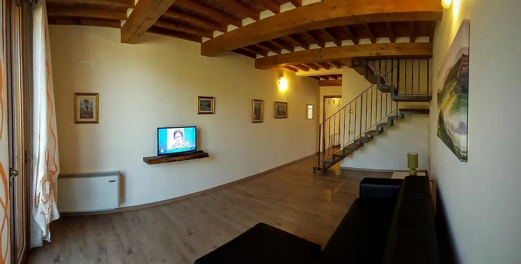 Azienda Agrituristica Il Poggetto Delle Spighe Коллесальветти