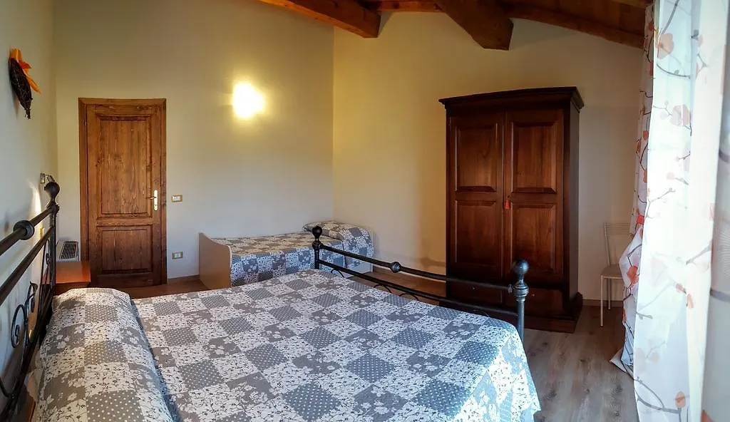 Azienda Agrituristica Il Poggetto Delle Spighe Коллесальветти