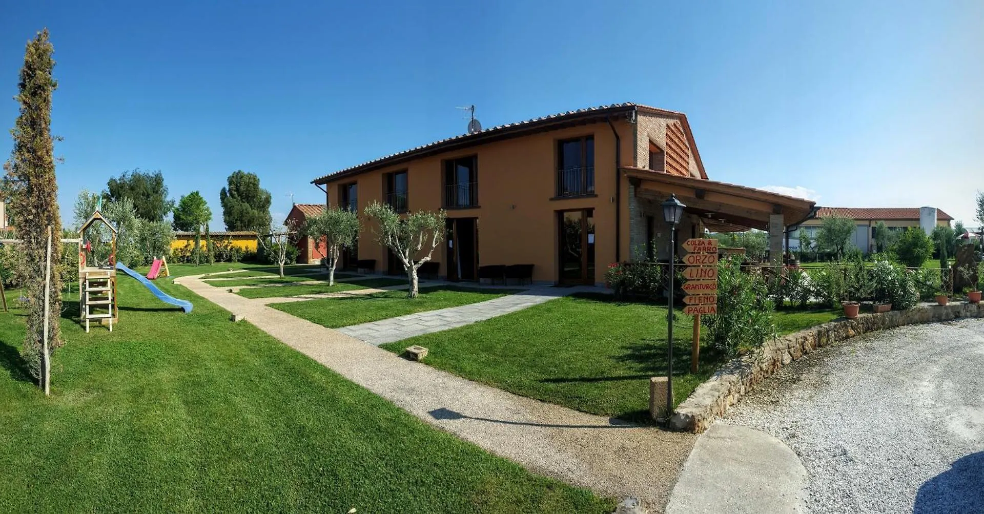 Azienda Agrituristica Il Poggetto Delle Spighe Collesalvetti Farma